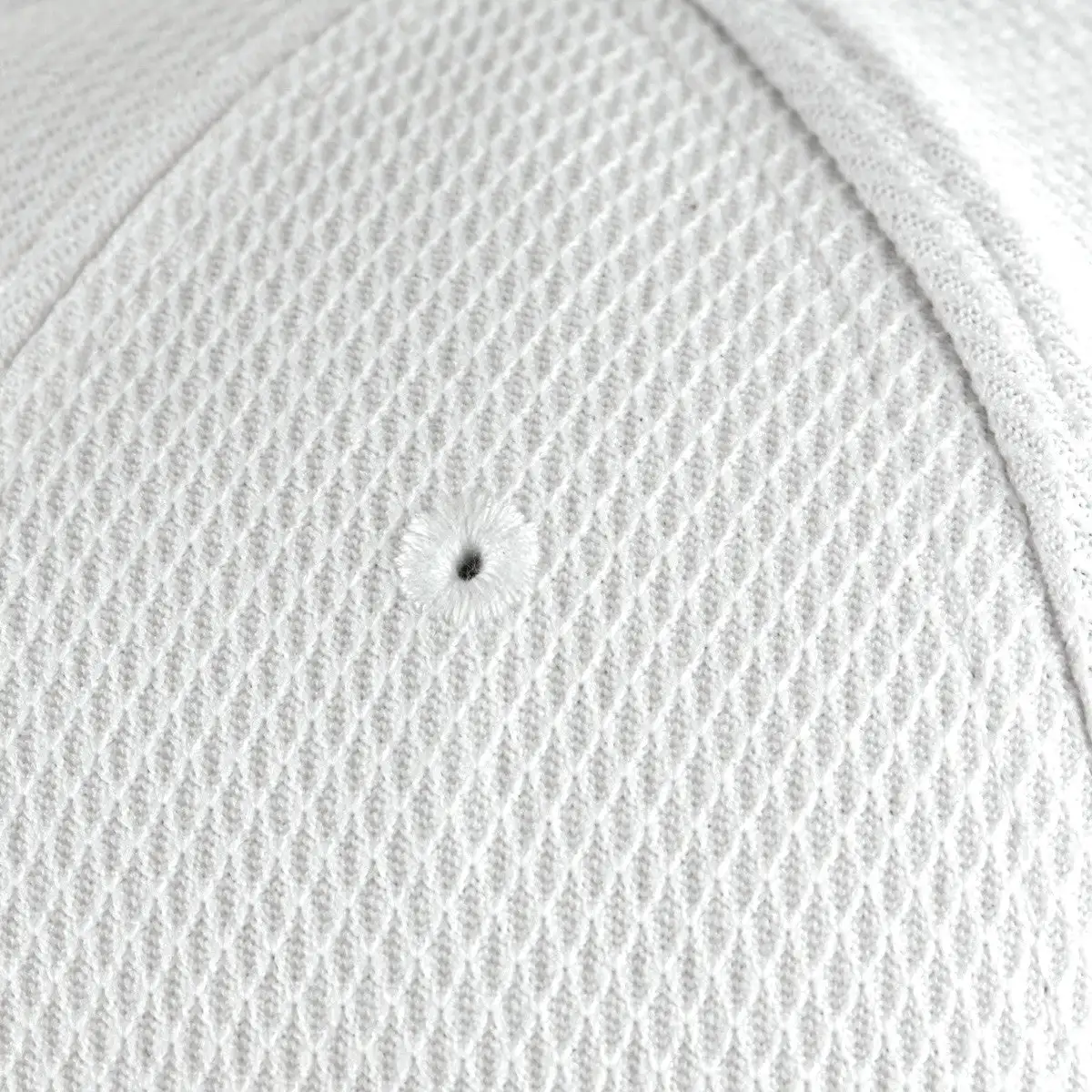 Hireko Titleist Golf Tour Elite Fitted Hat - White/Navy 6 Hireko Titleist Golf Tour Elite Fitted Hat - White/Navy - Image 4