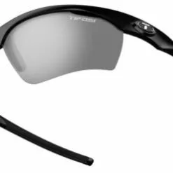 Tifosi Optics Vero Sunglasses -Golf Clubs Shop vero black hero 553x249 1